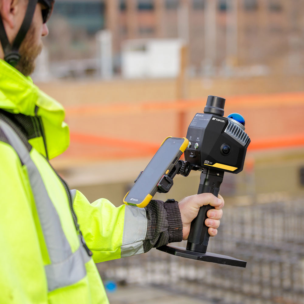 Handheld SLAM scanner